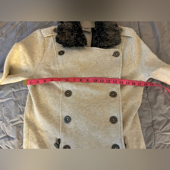 Harley-Davidson Light Beige Pea Coat with Faux Fur Collar - Picture 5 of 9